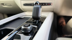 Volvo Xc60 2.0 B4P Plus Dark 5dr Geartronic Petrol Estate